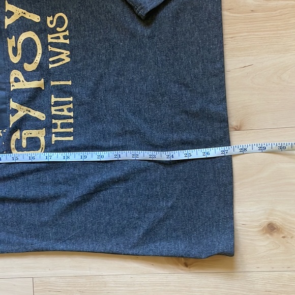 🎵 BACK TO THE GYPSY THAT I WAS Stevie Nicks Fleetwood Mac new w/o tags T-shirt! - Picture 6 of 6